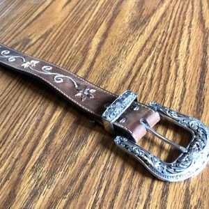 Genuine leather brown belt